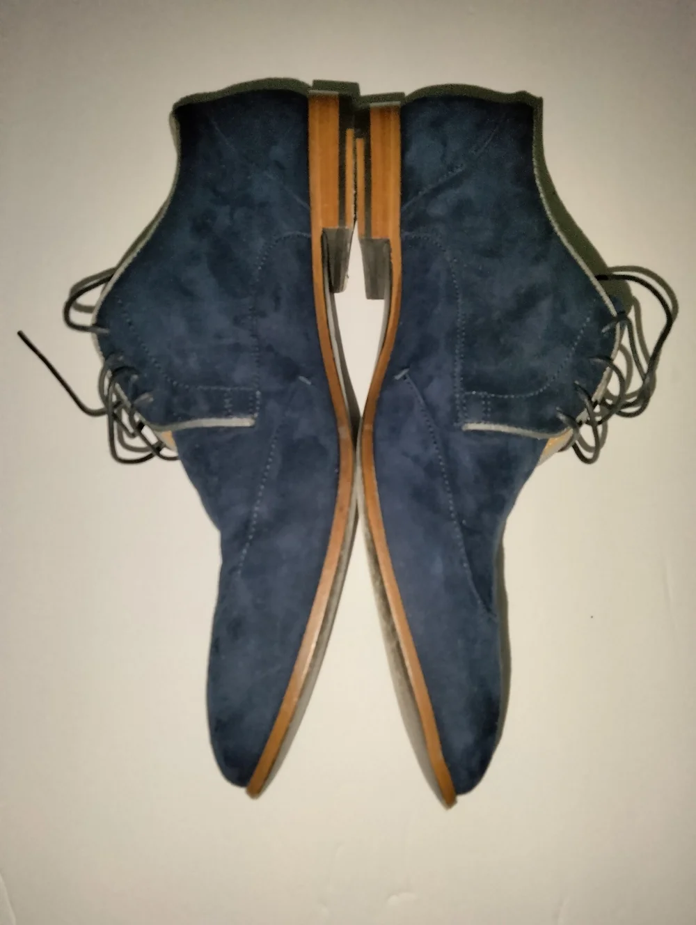 Giorgio Armani (Size 39.5) Men's Navy Blue Suede Lace Up Hard Bottom Derby Shoes